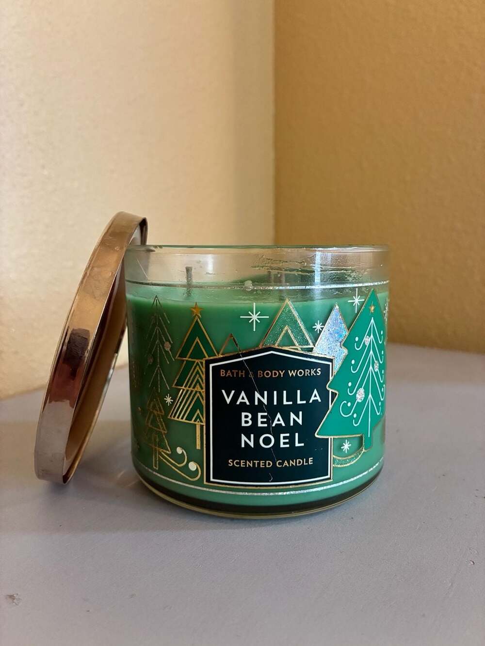 Bath & Body Works Vanilla Bean Noel 3-Wick Scented Candle 80-90% full.